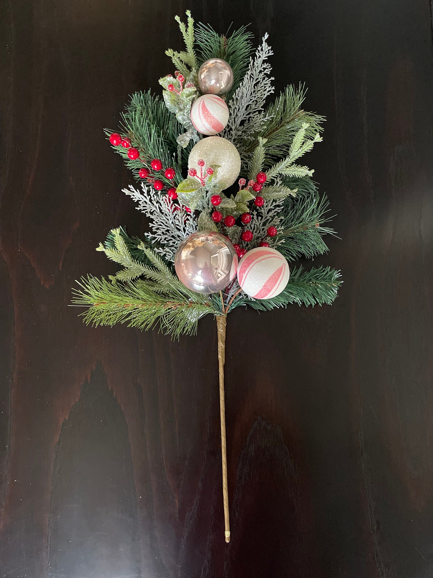 28” Mixed Peppermint ball spray.