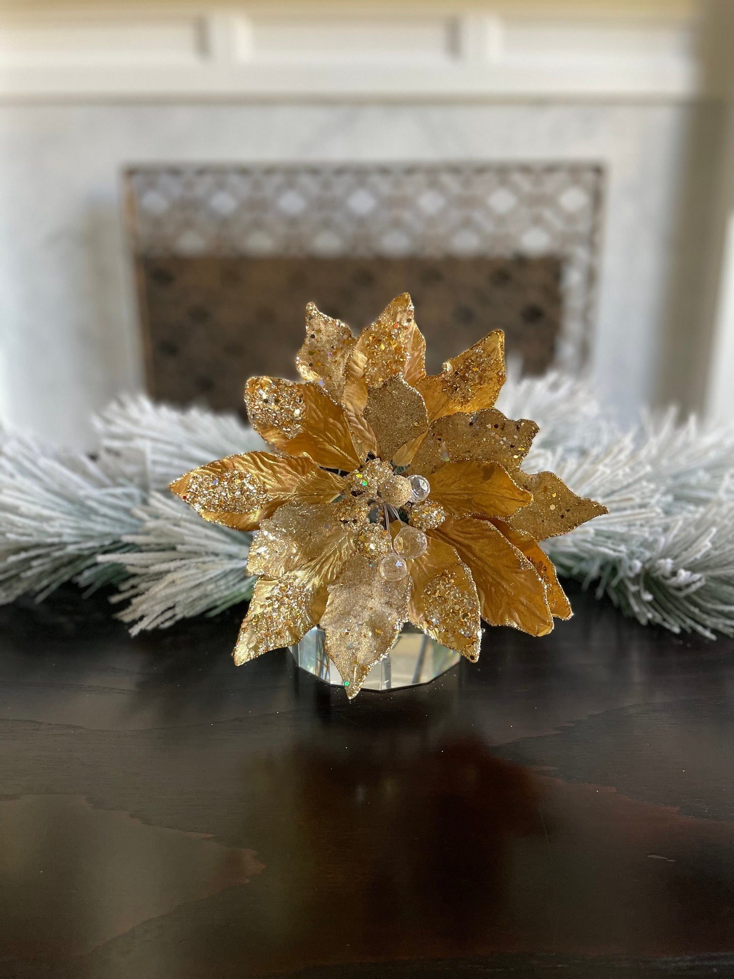 18" Heavy jeweled poinsettia stem. Gold.