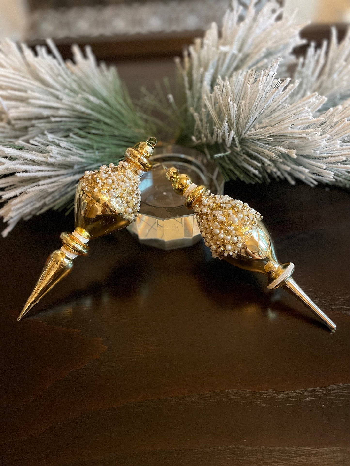 Set of 2. 9” Pearl beaded finial glass ornament. Glass. Gold.