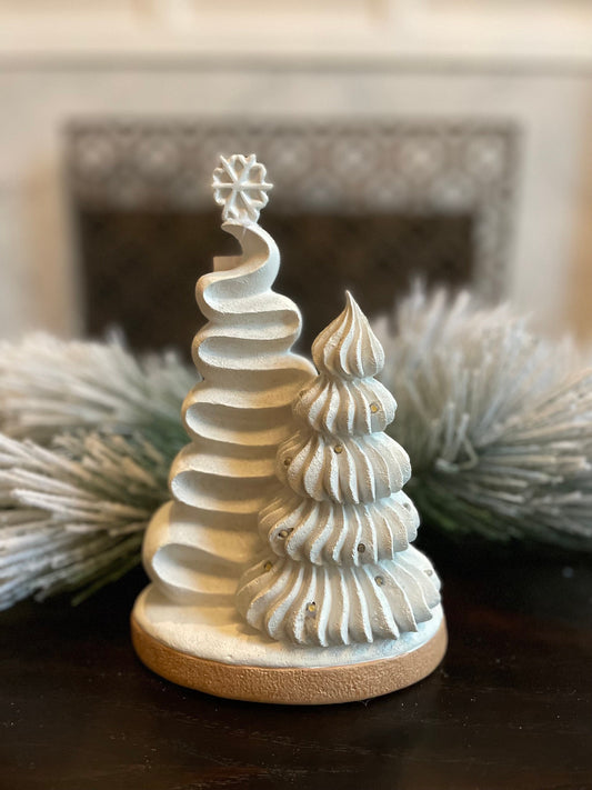 9” Meringue Christmas Trees with led.