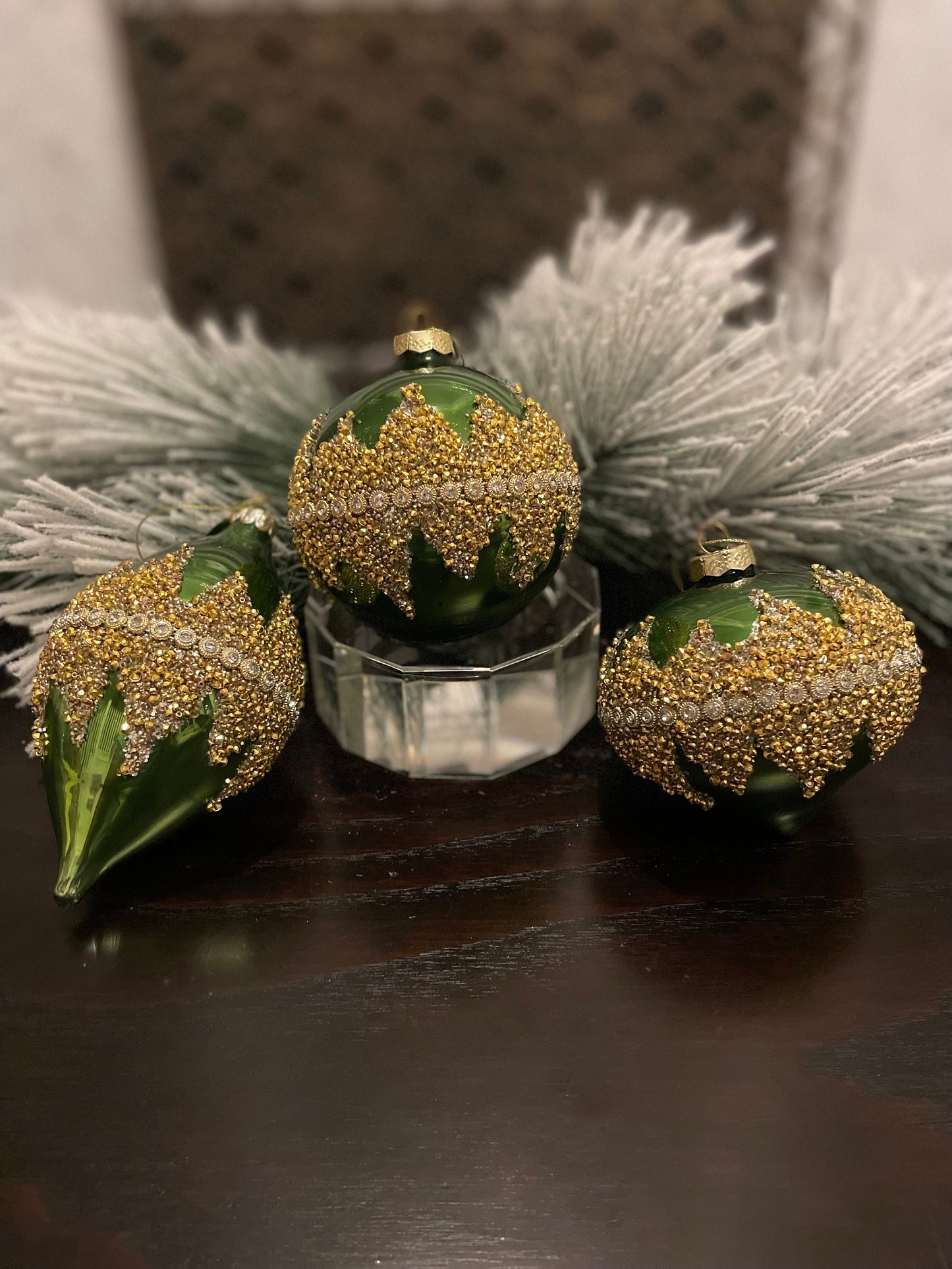 4" Green beaded glass ornaments set of 3. Ball, onion and finial.*