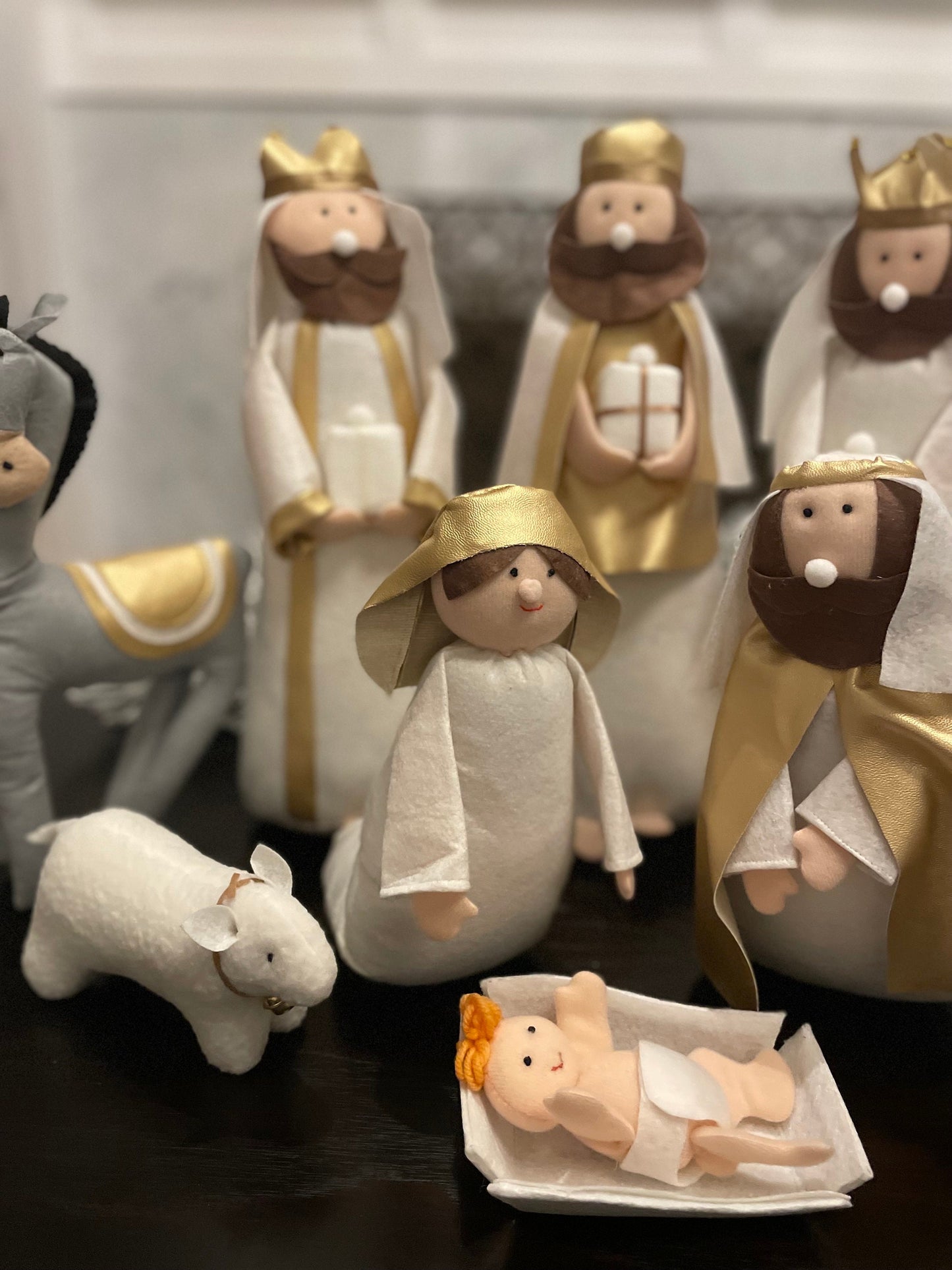 15.5" Nativity set. Felt fabric. Neutral.