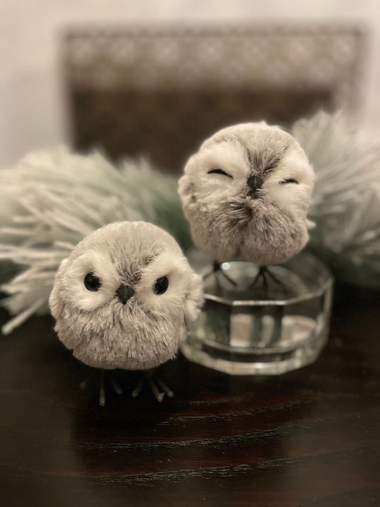 Set of 2. 4” Owl ornament. Natural.