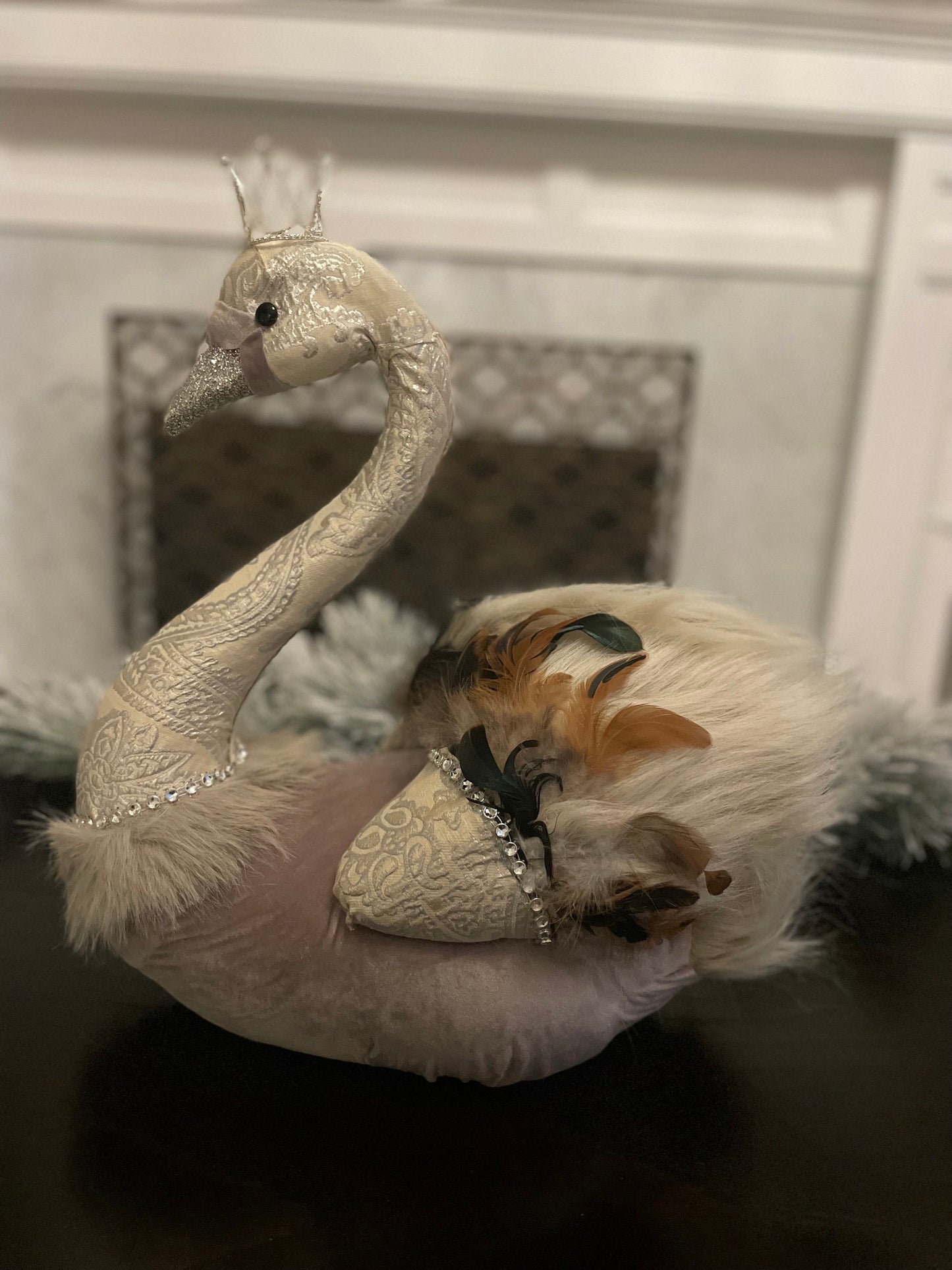 18" Swan natural beauty. Mark Roberts.