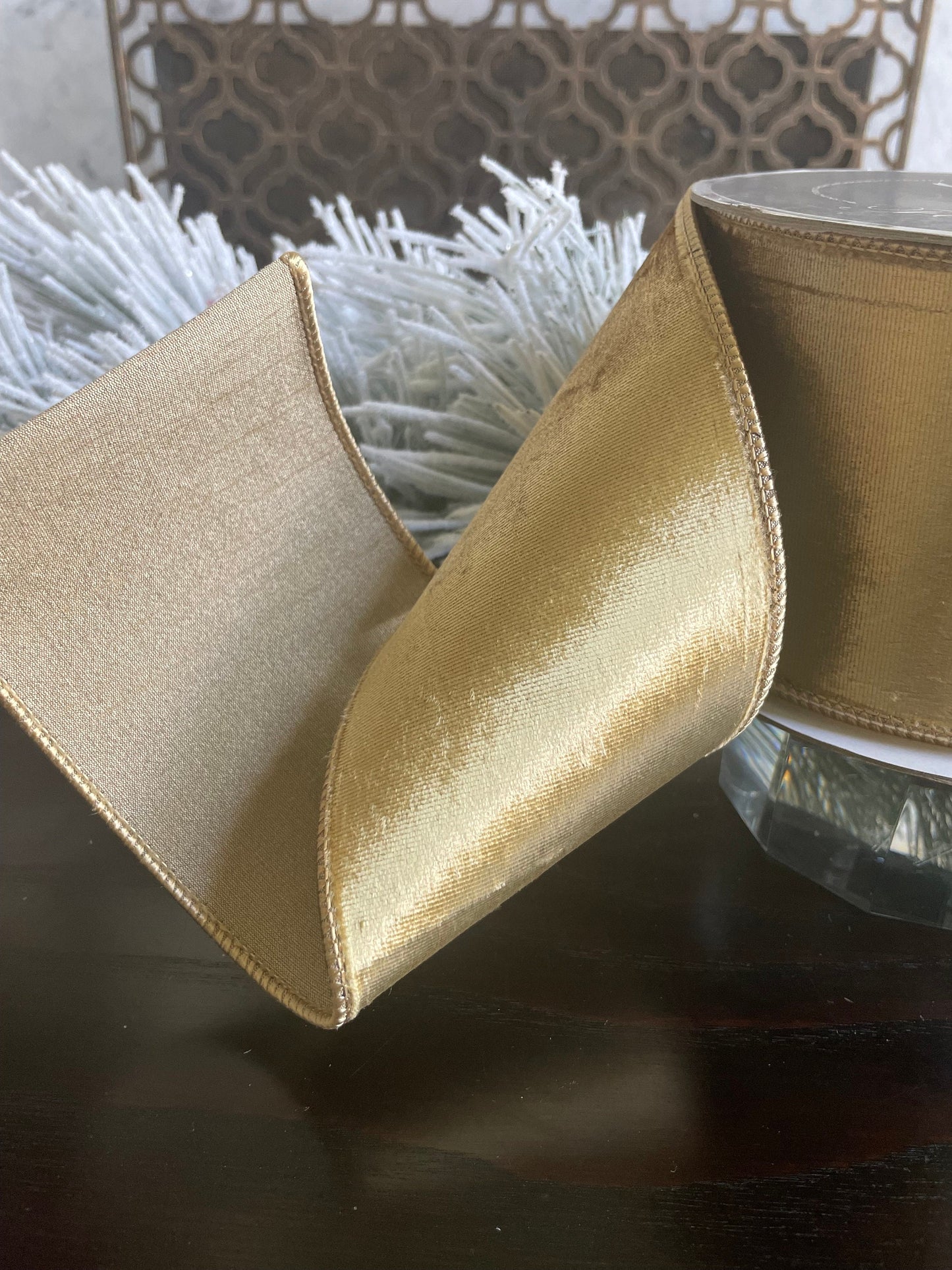 4"x 10 yds. Velvet gold wired ribbon. Farrisilk.