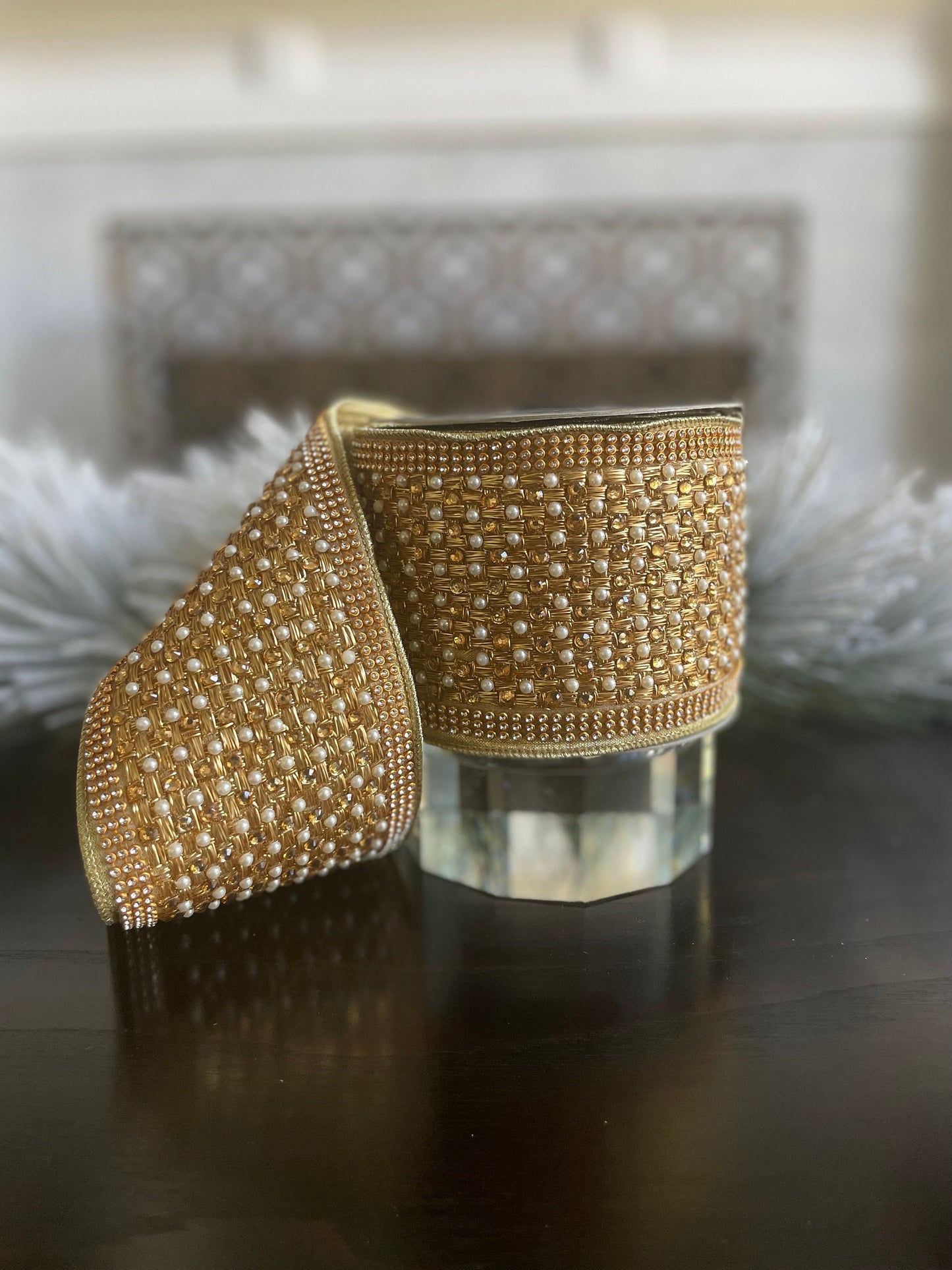 4"x 5 yrd. Pearl and diamonds wired ribbon. Gold. Farrisilk.