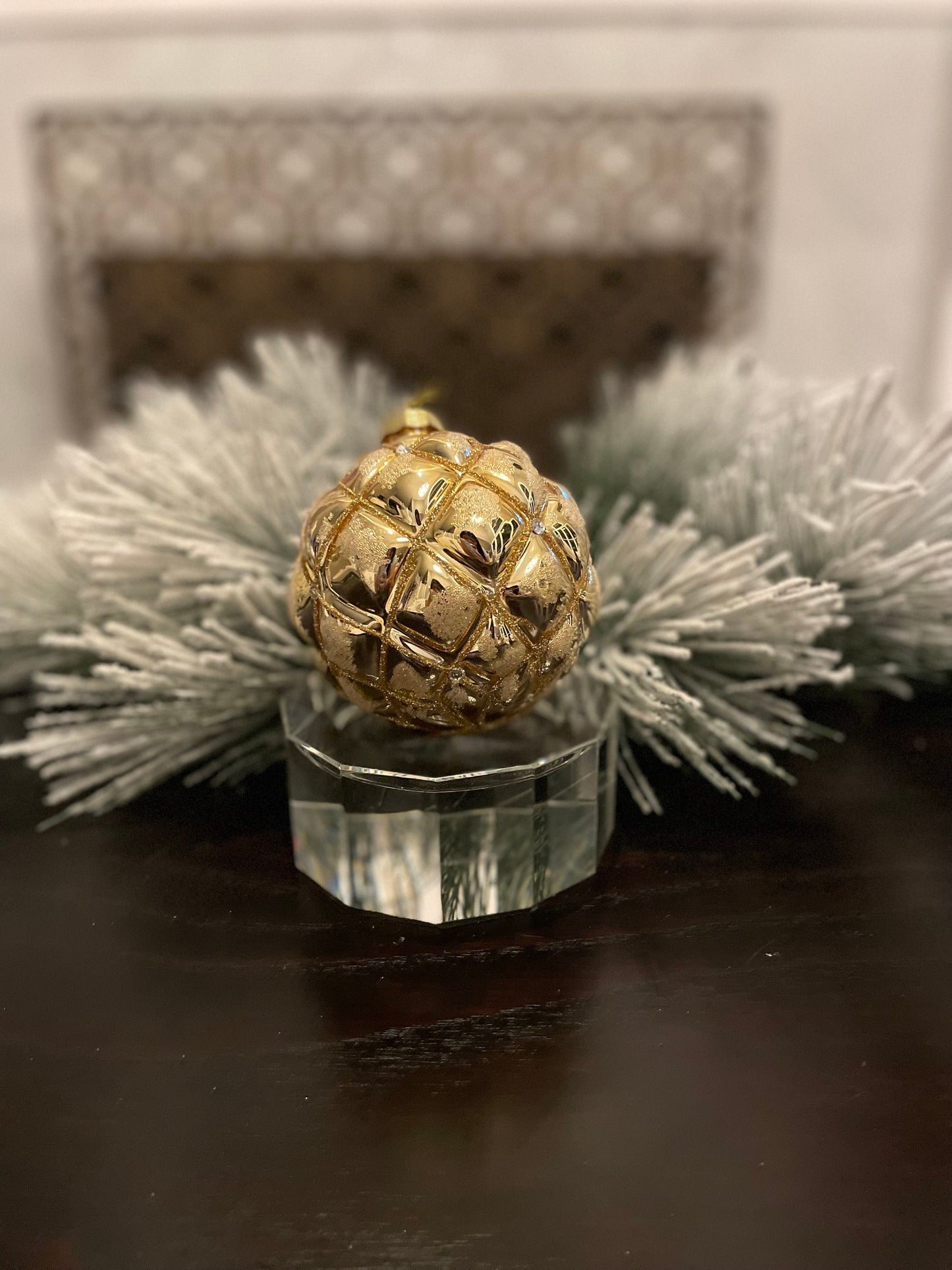 Set of 2. 4" glass tufted ball ornament. Gold.
