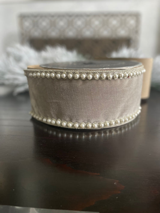 4” x 5 yds. Designer pearl borders platinum velvet wired ribbon.